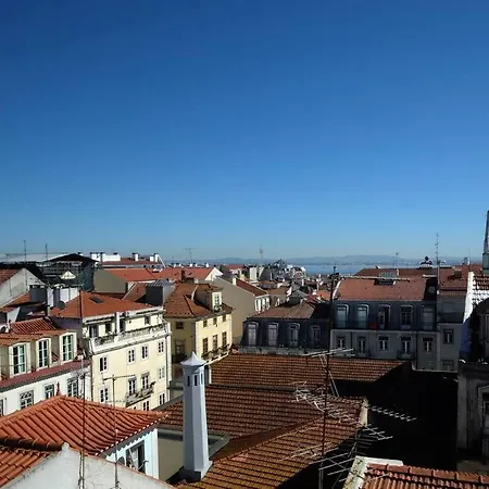 Bh4e-3br With View In Heart Of Bairro Alto - Bright