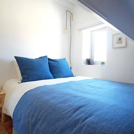 Apartment Bh4e-3br With View In Heart Of Bairro Alto - Bright