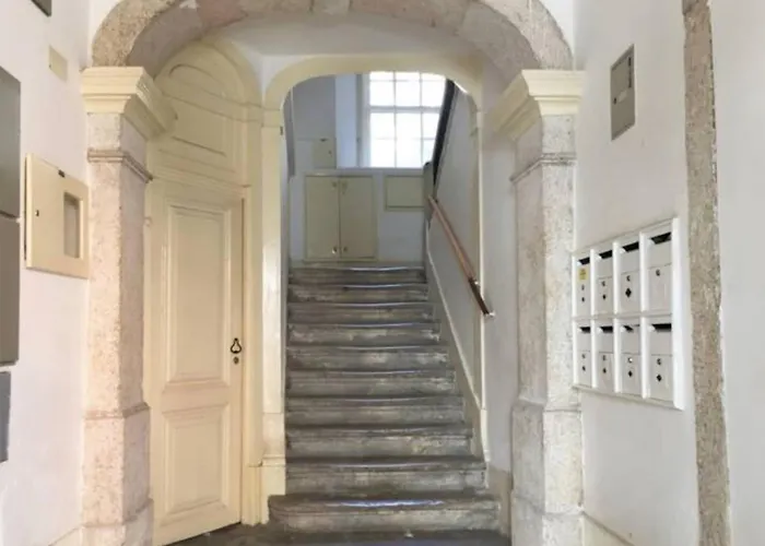 Bh4e Spacious 3-bedroom With Natural Light & Stunning Views In Bairro Alto! Lizbona